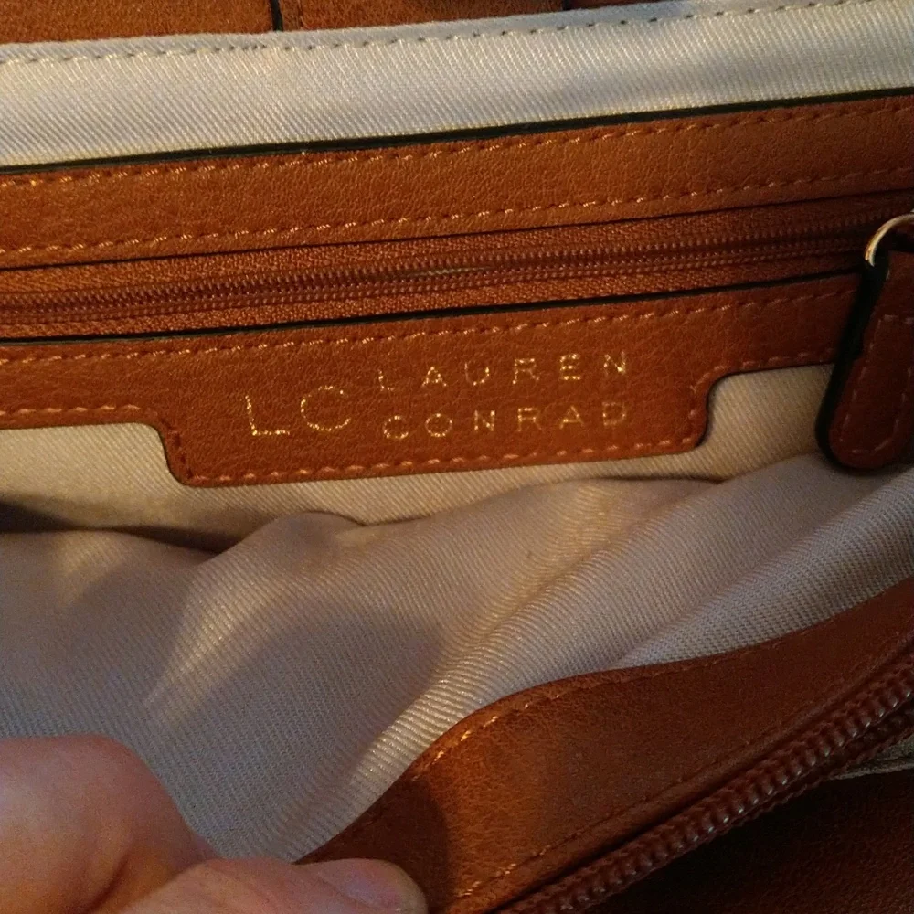 LC Lauren Conrad Satchel